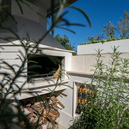 Apartman Dupin Dugi Rat Exterior foto